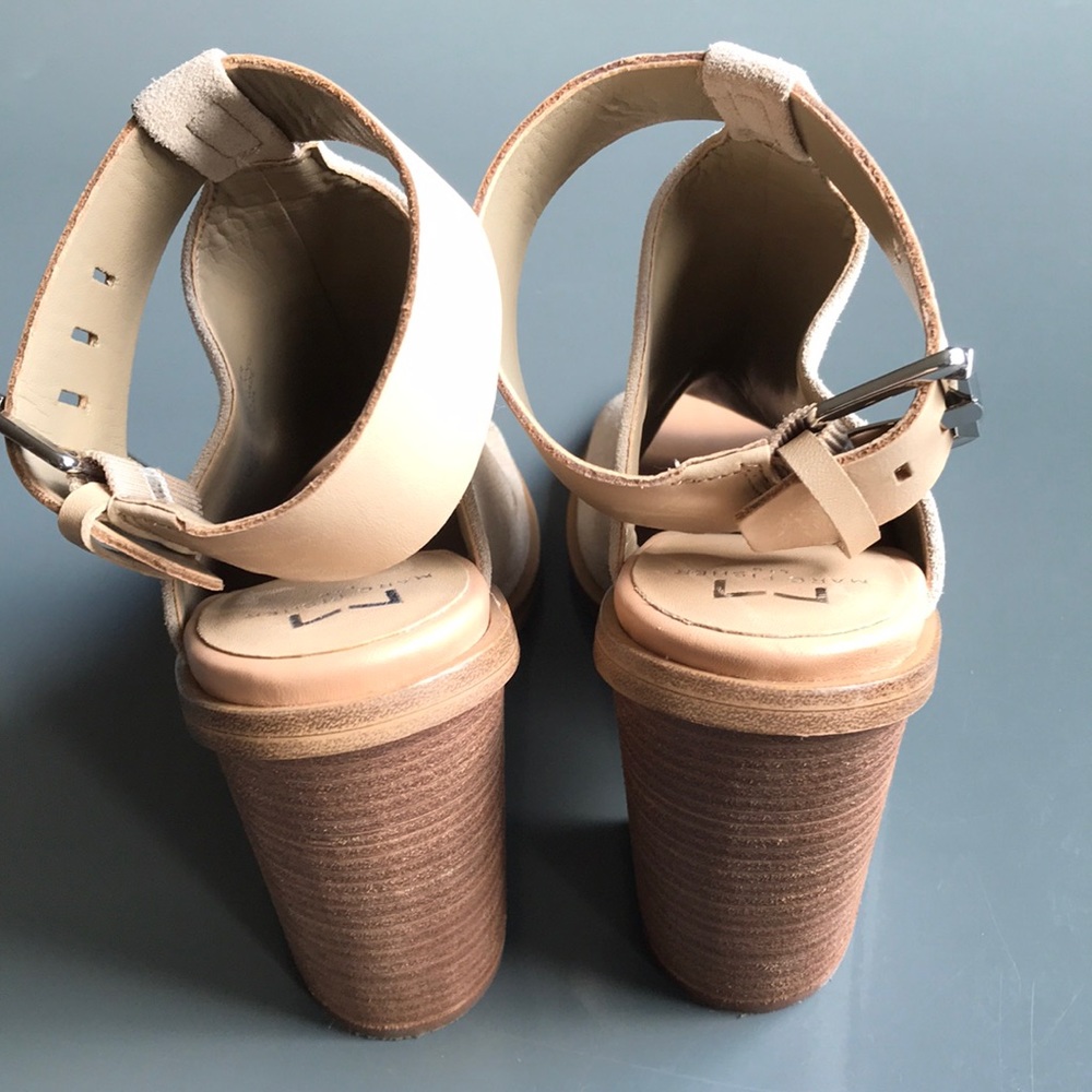 Marc Fisher  Vashi ankle strap sandals - Picture 3 of 8